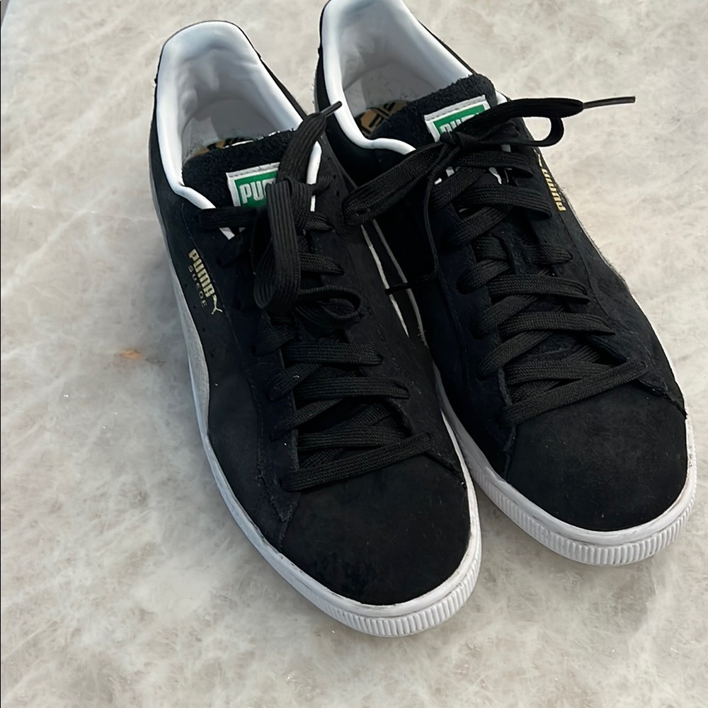 Puma Men's Black Sneakers